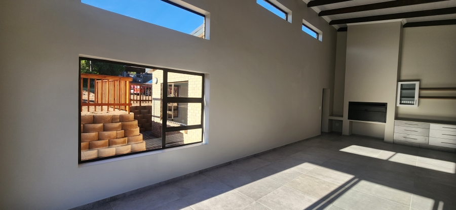 3 Bedroom Property for Sale in Dana Bay Western Cape